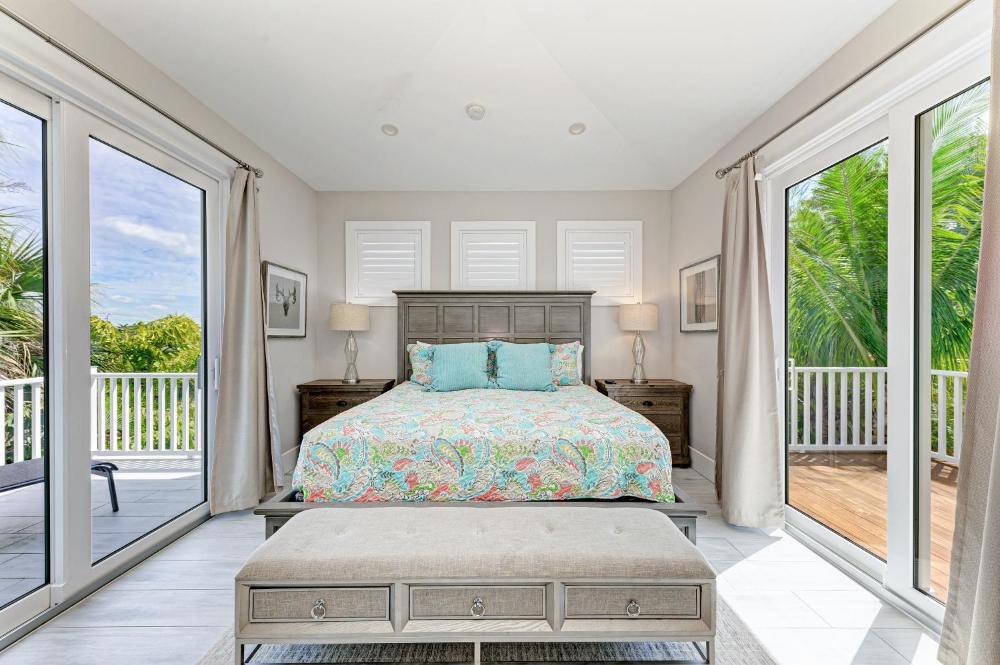 Reef Romance managed by Beach Retreats